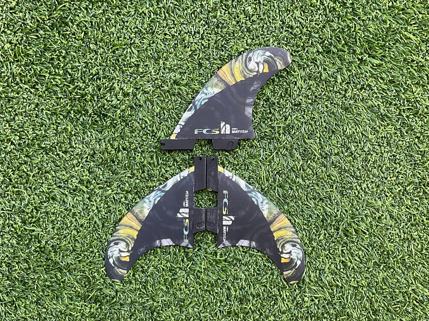 FCS II MAYHEM TRI FINS SMALL (Used)