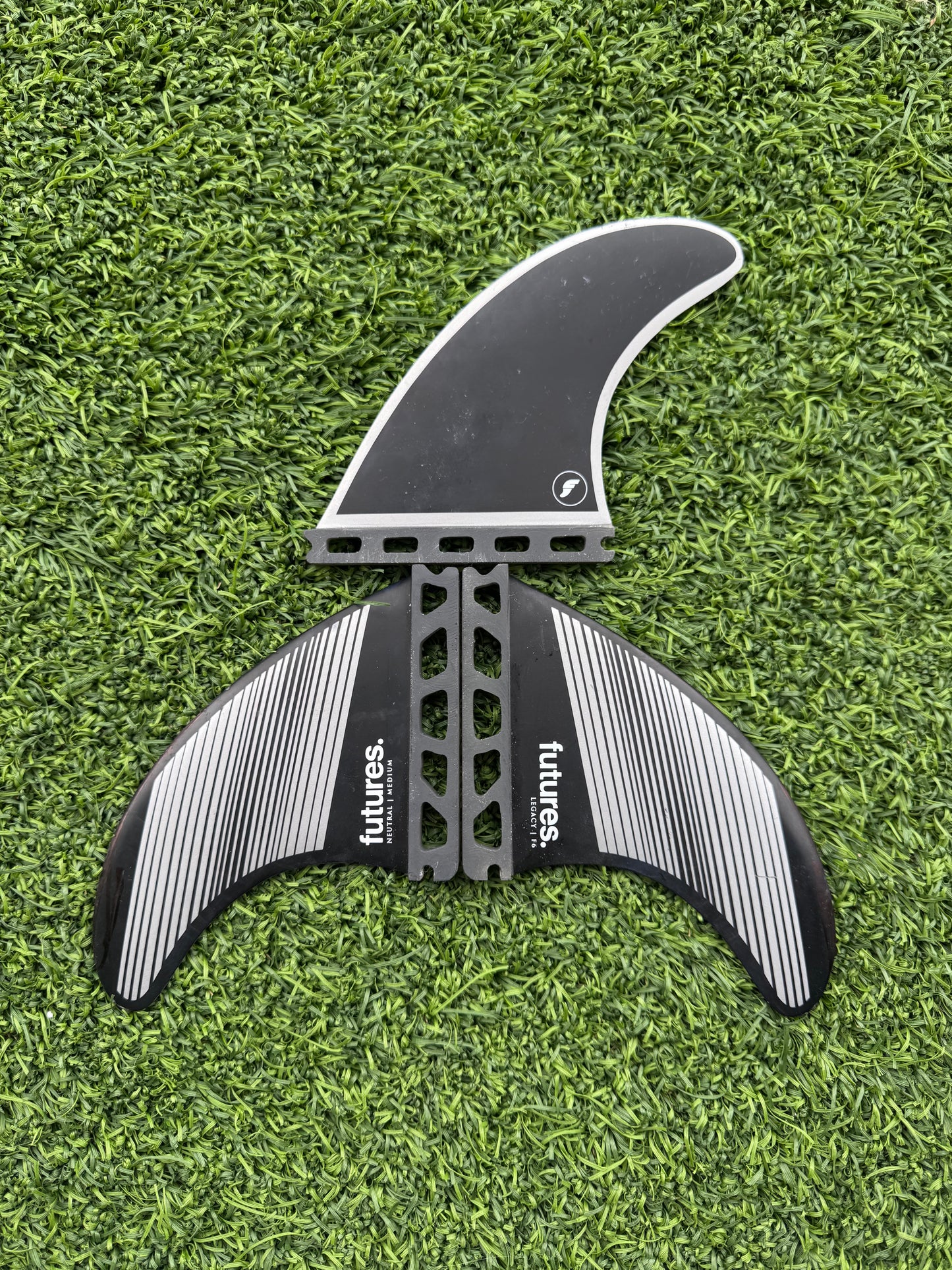 Futures F6 Medium Legacy Series Thruster Fin Set (USED)