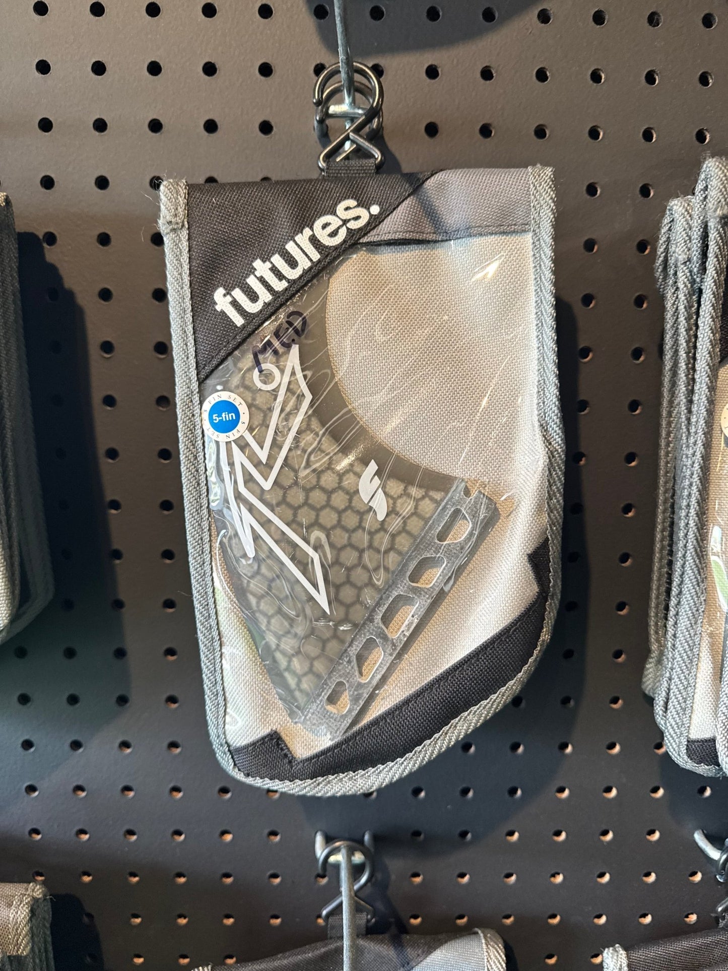 Futures Rusty Medium 5 Fin Set (NEW) - Surfboardbroker
