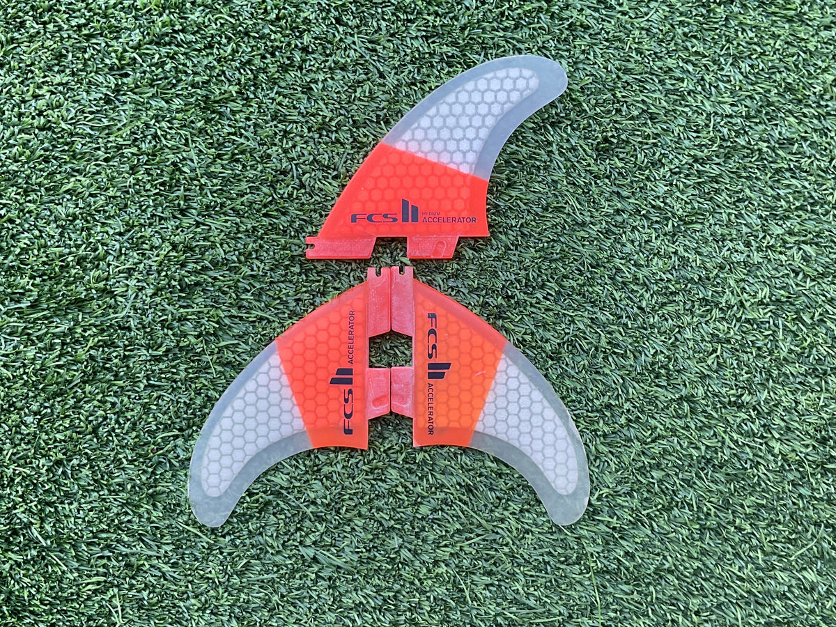 FCS II ACCELERATOR MEDIUM TRI FINS (USED)