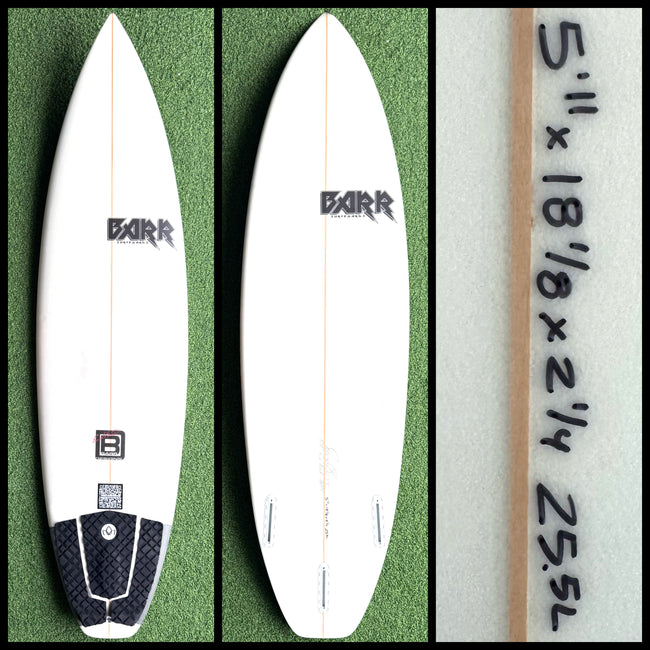 BARR Surfboard 5'11 25L (USED)