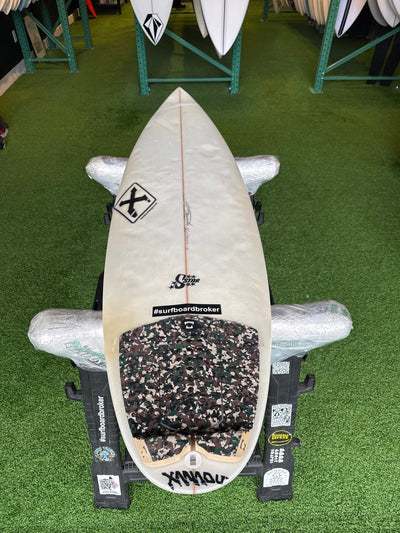 5'5 21L Xanadu Surfboard - Surfboardbroker