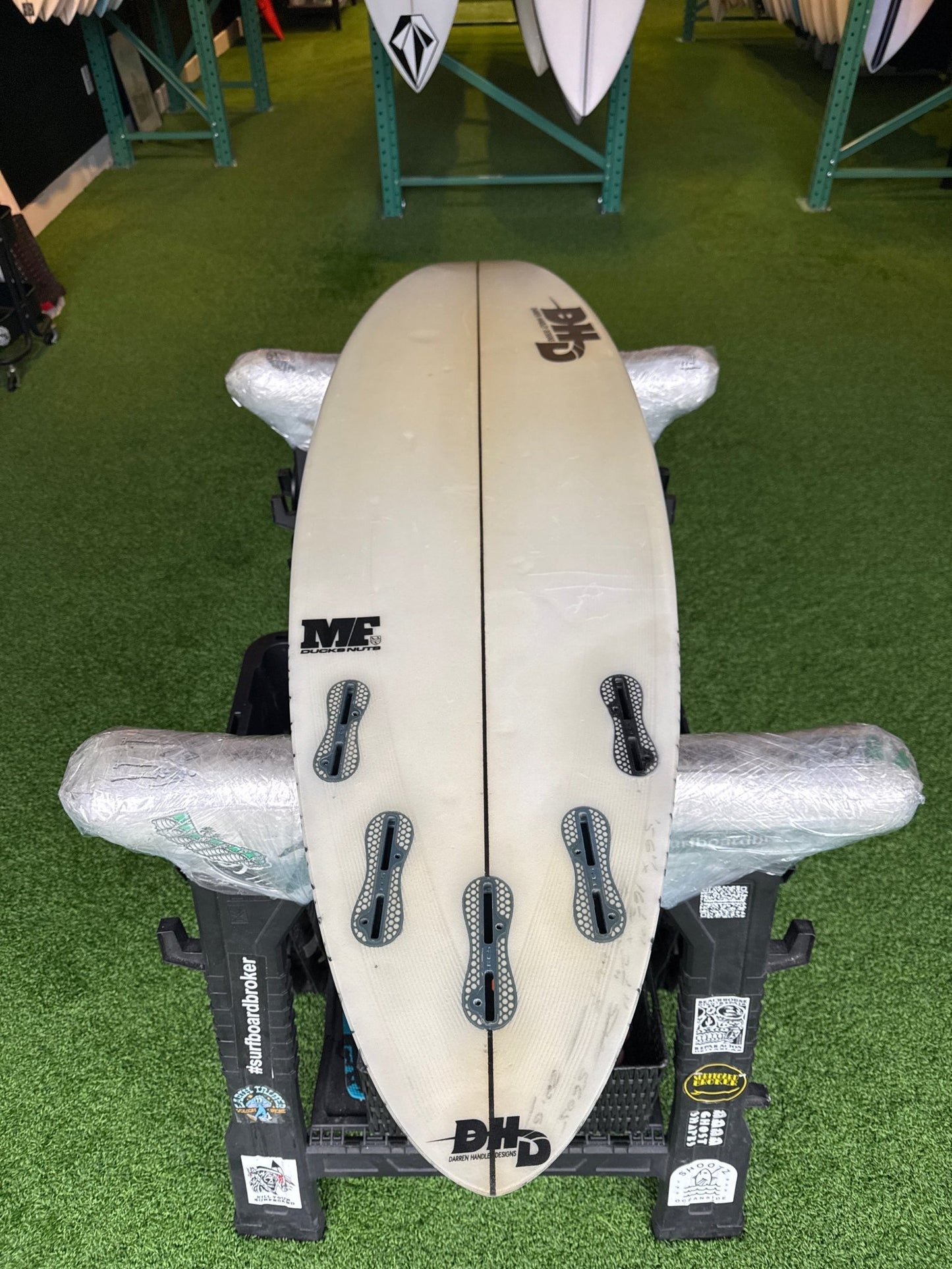 5’6 20L DHD Surfboard - Surfboardbroker