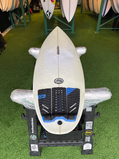 5’6 23L Arakawa Surfboard - Surfboardbroker