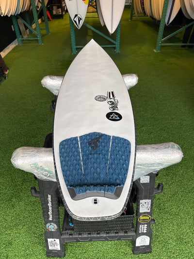 5'7 25L JS Surfboard - Surfboardbroker