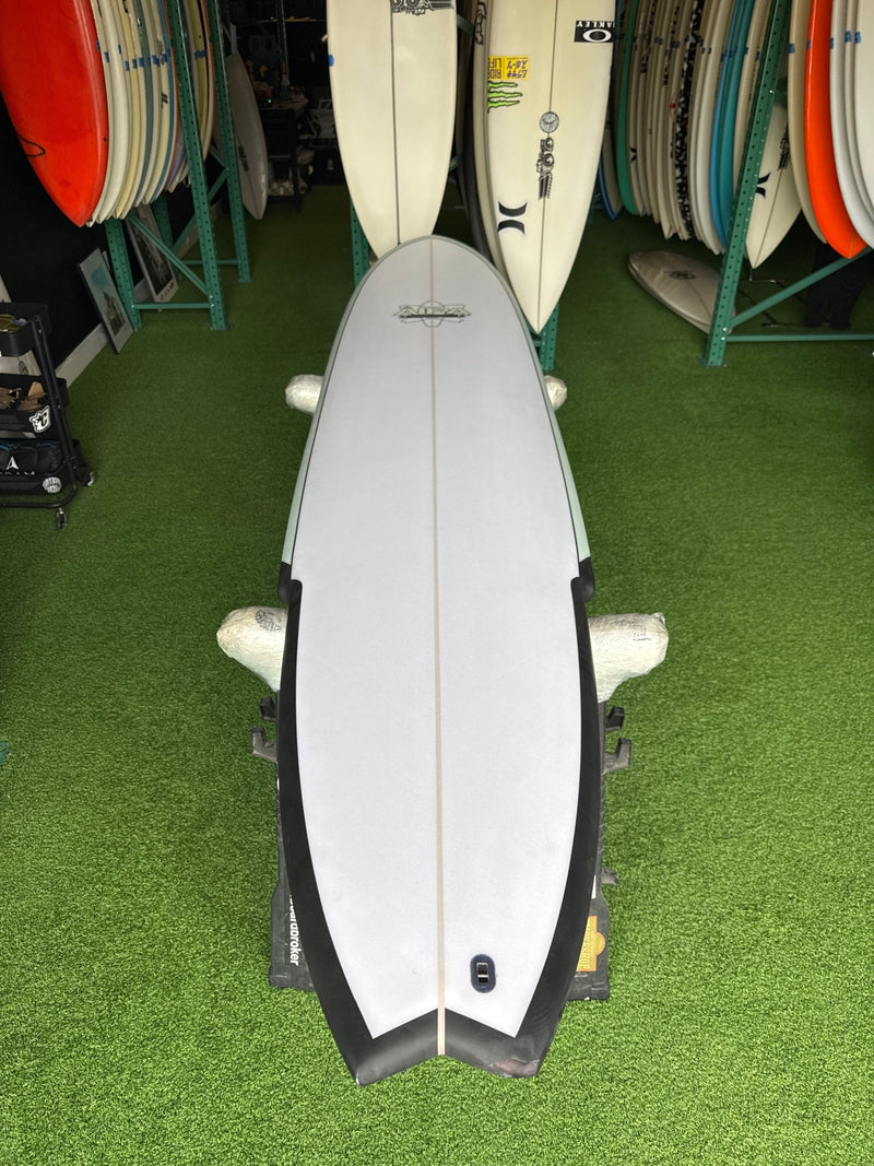 9’6 99L AIPA Surfboard - Surfboardbroker