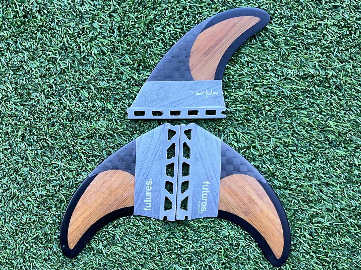 Futures-Machado Blackstix Tri Fin (USED) - Surfboardbroker